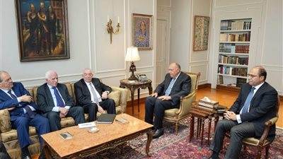 وزير الخارجية يستقبل وفداً من حركة فتح الفلسطينية برئاسة نائب رئيس الحركة محمود العالول