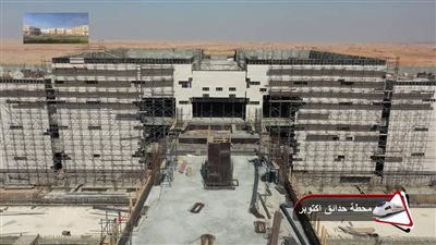 «النقل» تسابق الزمن لتنفيذ محطة حدائق أكتوبر للقطار السريع.. صور
