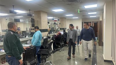 اسماعيل: يشدد على سرعة انهاء ملف التقنين بالعبور الجديدة