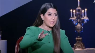 بسمة وهبة تحرج آيتن عامر بسبب مشاهدها في 