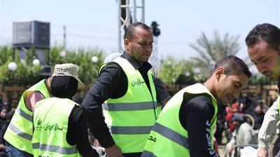 توزيع لحوم ومواد غذائية ضمن قوافل أبواب الخير من التحالف الوطنى بسوهاج