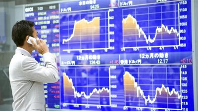 المؤشر نيكي الياباني يغلق على انخفاض متأثرا بتراجع مبيعات يونيكلو