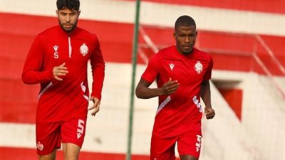 ناد سعودي مهتم بضم يحيى جبران والعملود فى الانتقالات الصيفية