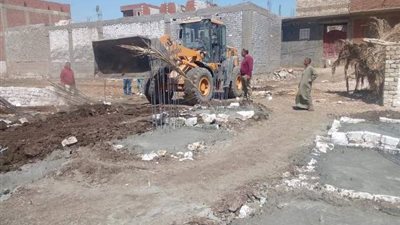 ازالات فورية للمخالفين بالبناء على أملاك الدولة بالمنيا