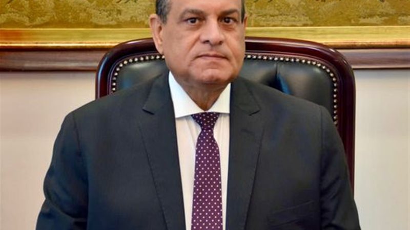 اللواء هشام آمنة