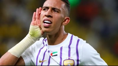 من علامة الجزاء .. رحيمي يعزز تقدم العين أم الهلال بهدف ثاني