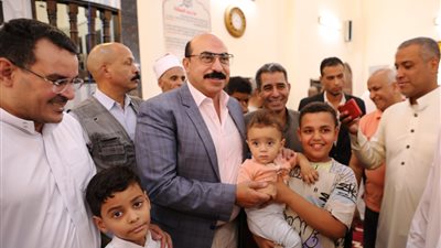 محافظ أسوان يفتتح مسجد الرحمة بحى اللوتس