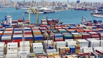 ميناء الاسكندرية يبيع جبارة 7 وشقيقتها 6وقاطرات بحرية