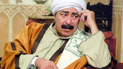دفن جثمان صلاح السعدني بمقابر العائلة وسط حضور كبير لنجوم الفن