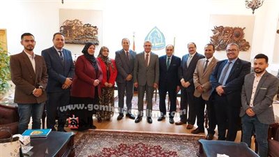 مناقشة آخر تطورات الكتاب التفاعلي بالتربية النوعية بالزقازيق