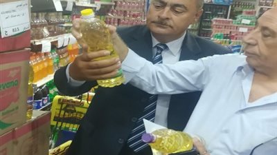 حملة مكبرة لضبط الأسواق يقودها سكرتير عام محافظة القليوبية.. صور