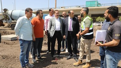 رصف مدخل المنطقة الصناعية و توسعات طريق قويسنا - شبين الكوم