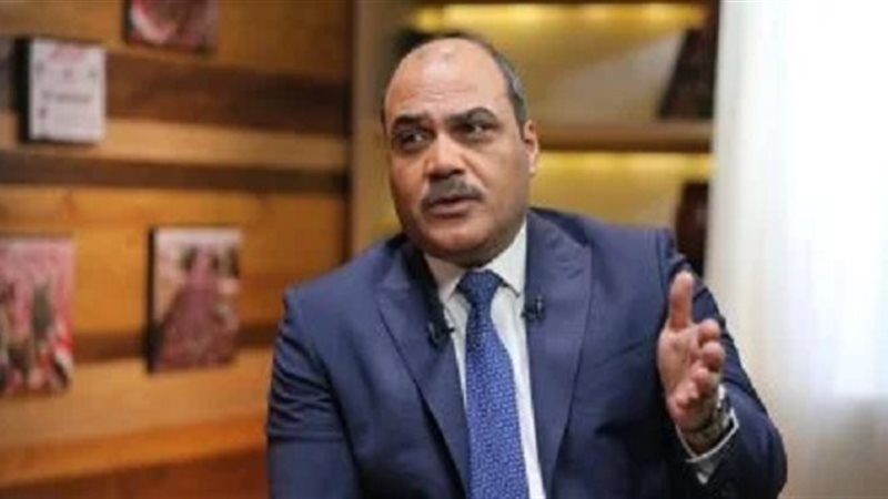 الإعلامي محمد الباز