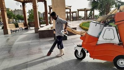 محافظ أسوان: متابعة للمشروعات وتنفيذ أعمال النظافة العامة