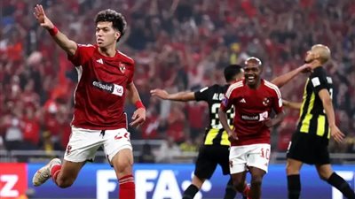 نادى خليجي يطلب التعاقد مع نجم المنتخب .. هل يوافق الأهلي؟