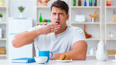 تعرف على اسباب النعاس بعد تناول الطعام