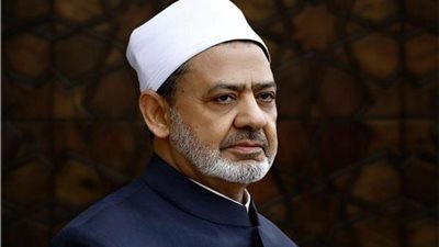 شيخ الأزهر يهنئ الرئيس السيسي والشعب المصري بذكرى تحرير سيناء