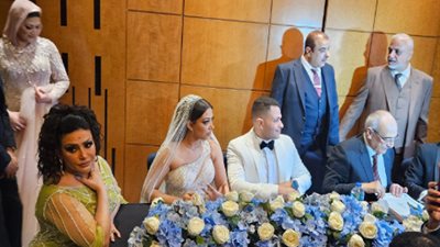 بدرية طلبة تحتفل بعقد قران ابنتها
