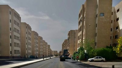 التوسع في اعمال تطوير ورصف منطقة الإسكان بمستقبل الاسماعيلية