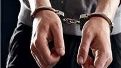 ضبط سيدة تدير أكاديمية وهمية لمنح شهادات 