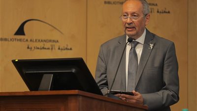 رئيس مركز بصيرة: تراجع بعض الأعراف الاجتماعية المتعلقة بالمشاركة الاقتصادية للمرأة