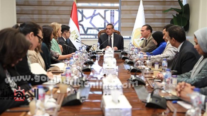 أمنة يتابع مع وفد