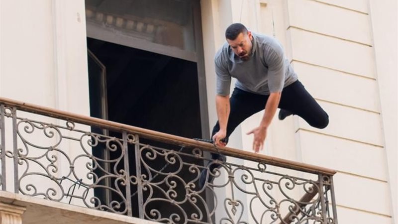 عمرو يوسف