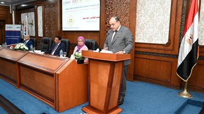 وزير التجارة: الدولة حريصة على تنمية وتطوير قطاع الرخام والجرانيت