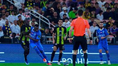 الهلال يضيف الهدف الثانى أمام الإتحاد بنصف نهائى كأس الملك.. فيدي
