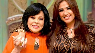 اسعاد يونس عن ياسمين عبد العزيز: هدية غالية اوي وليها مكانه