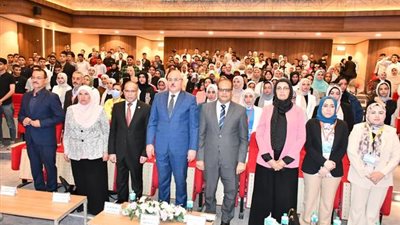 إفتتاح مؤتمر البحوث الطلابية بطب جامعة الإسماعيلية الأهلية