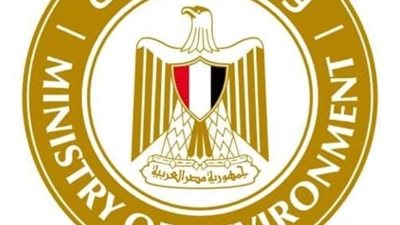 البيئة تبحث المواصفات الفنية لمركبات وسائل النقل العام الجديدة