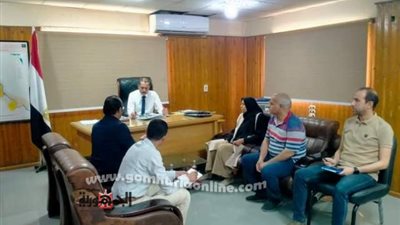 وكيل صحة سوهاج يلتقي فريق إدارة مكافحة العدوى بوزارة الصحة