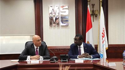 رئيس جهاز تنمية المشروعات يجتمع بوزير التمويلات االسنغالي