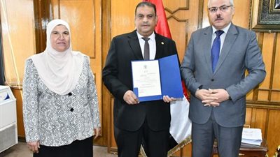 شريف فاروق أميناً عاماً لجامعة القناة
