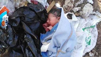 طبيب نساء وتوليد تخلص من مولود في مقلب قمامة بالغربية