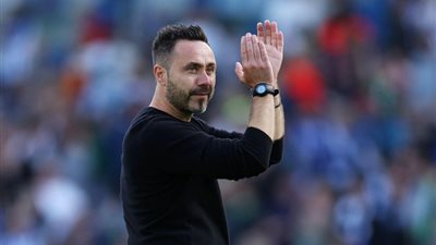 برايتون يعلن رحيل دي زيربي عن تدريب الفريق رسميا