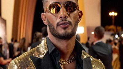محمد رمضان يروج لأغنيته الجديدة