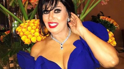 تكريم فيفى عبده فى مهرجان بالاسكندرية