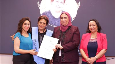 القباج توجه الشكر للرئيس لحرصه على الاحتفال بالمرأة المصرية سنويًا