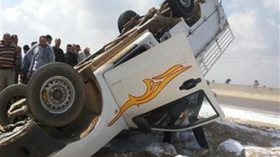 إصابة 25 فى انقلاب سيارة ربع نقل على طريق بنى سويف الفيوم