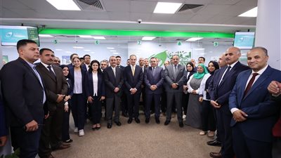 وزير الاتصالات يطالب العاملين ببريد الاسماعيلية بتوفير الخدمات المقدمة للمواطنين بكفاءة ويسر