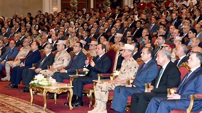 الرئيس يوجه بتنفيذ رحلات للشباب للتعرف على المشروعات التنموية في توشكي