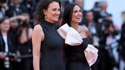 شاهد أبرز إطلالات النجوم في حفل ختام مهرجان كان السينمائي