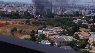 15 انفجارا.. قصف تل أبيب بصواريخ لأول مرة منذ 4 أشهر.. فيديو