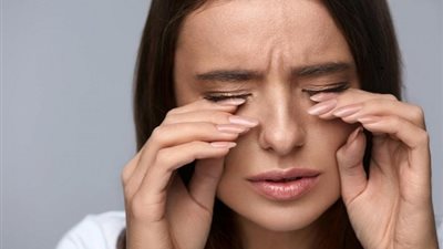 ضعف النظر .. أبرز أعراض الجيوب الأنفية على العيون