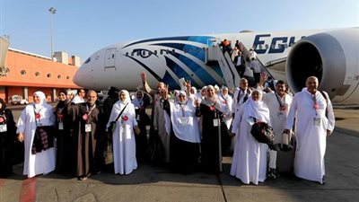 الداخلية تعلن بدء مغادرة أول فوج من حجاج القرعة للأراضى المقدسة