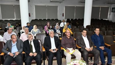 تدريب القيادات الإدارية بجامعة القناة علي الأيزو ٢١٠٠١/٢٠١٨