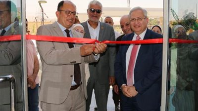 برنامج المؤثرات البصرية بجامعة حلوان الأهلية ينظم معرضه الأول صور