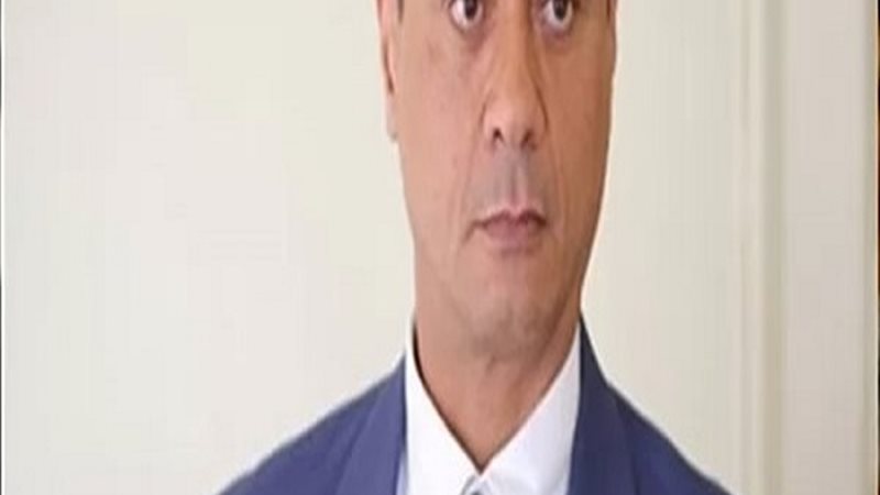 عباس أبو الحسن